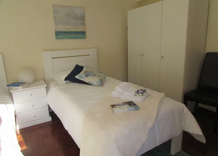 Bay House With Pool 1 Minute From The Apartamento São Martinho do Porto